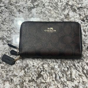 Coach double zip long wallet